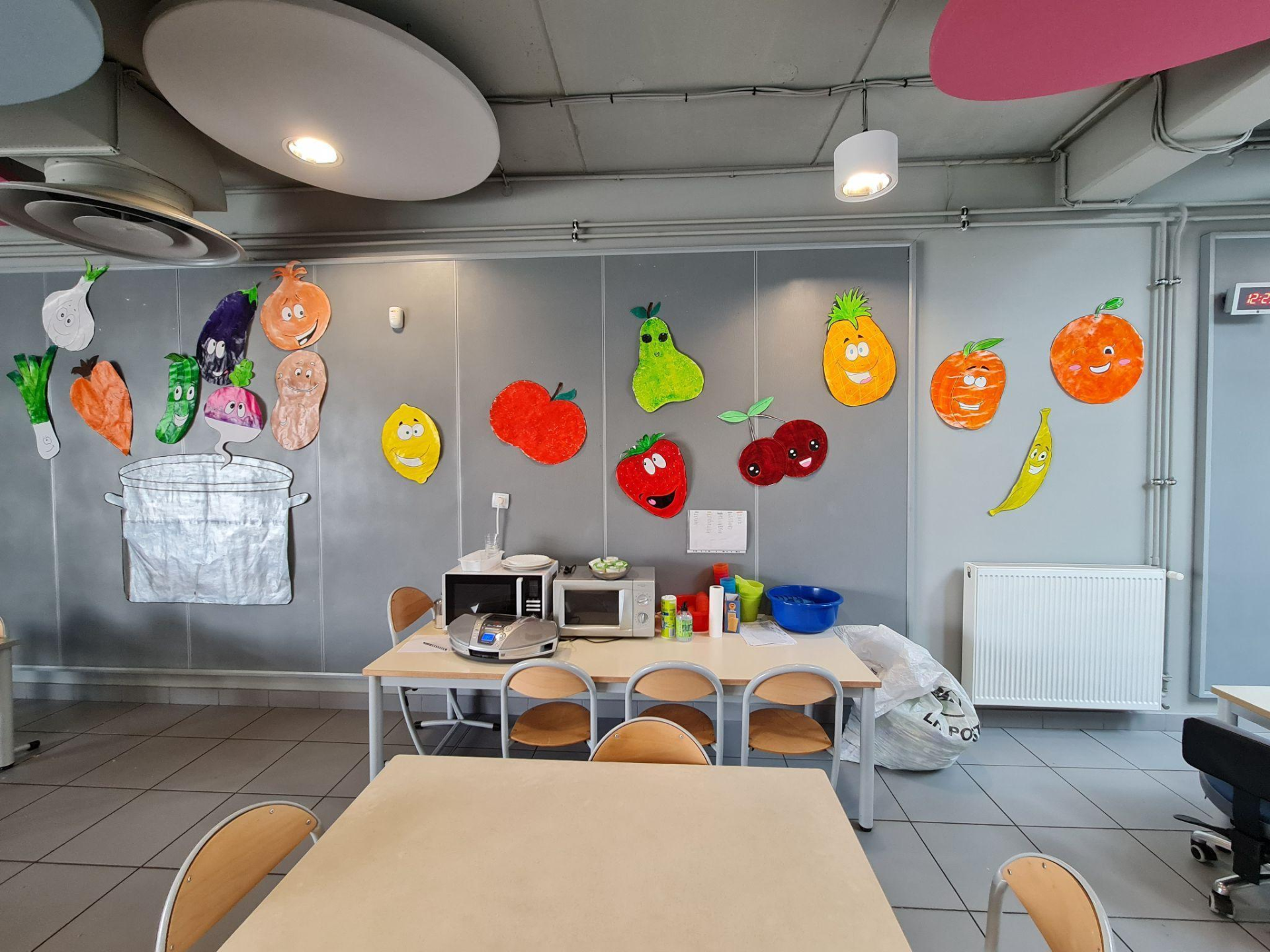 cantine maternelle