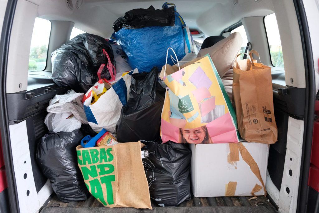 voiture pleine de la collecte